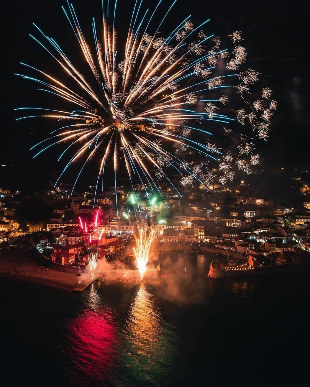 Nafpaktos Studio In Port Ιι Ngoại thất bức ảnh